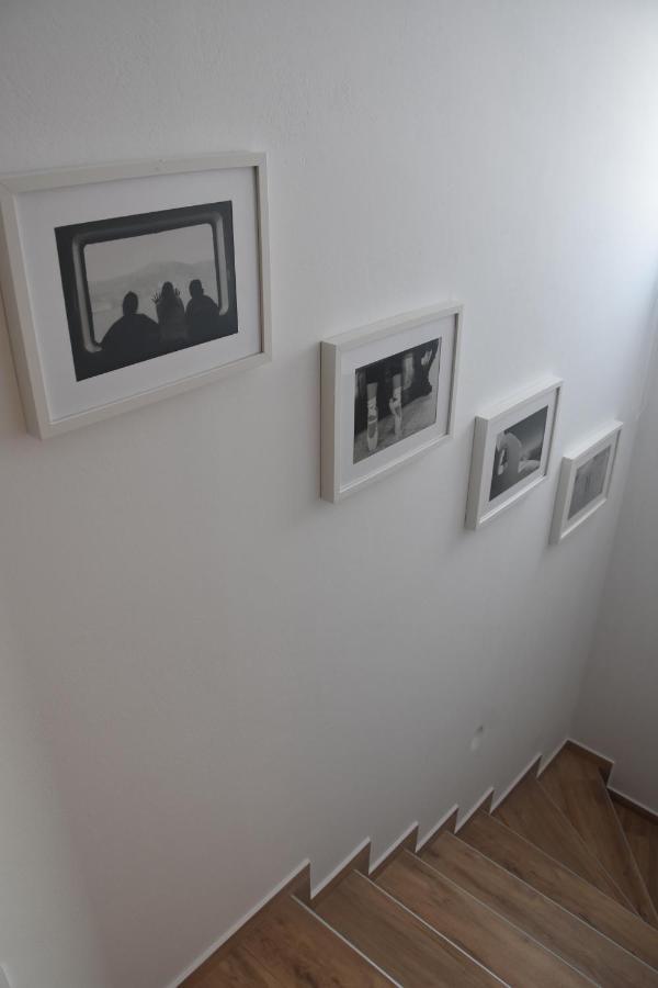 Villa Nelleas Adamantas  Exteriér fotografie